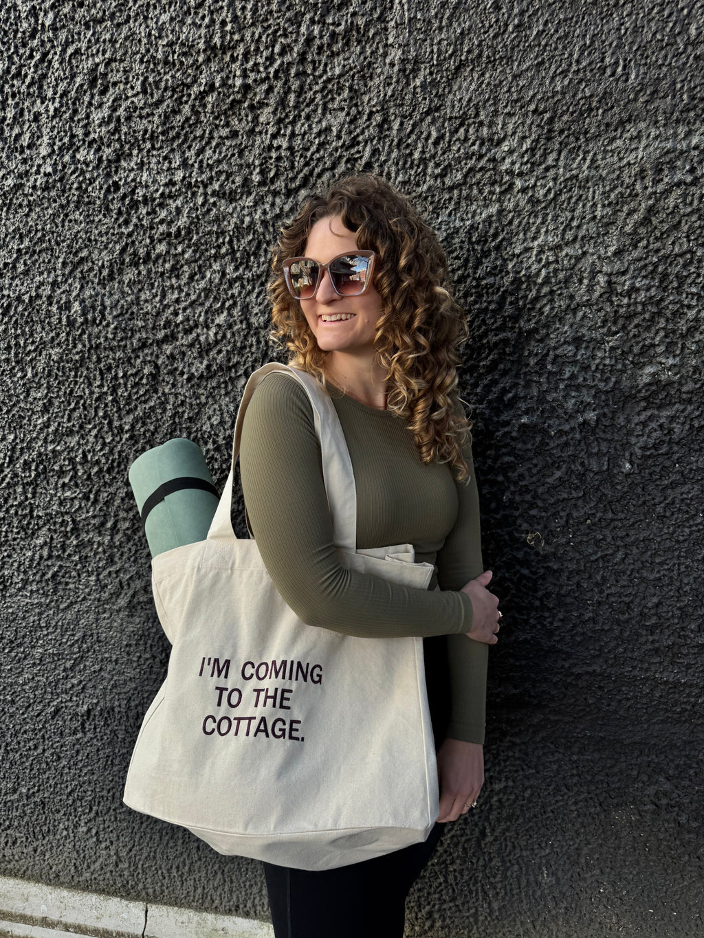 "I'm Coming to the Cottage" Oversized Tote