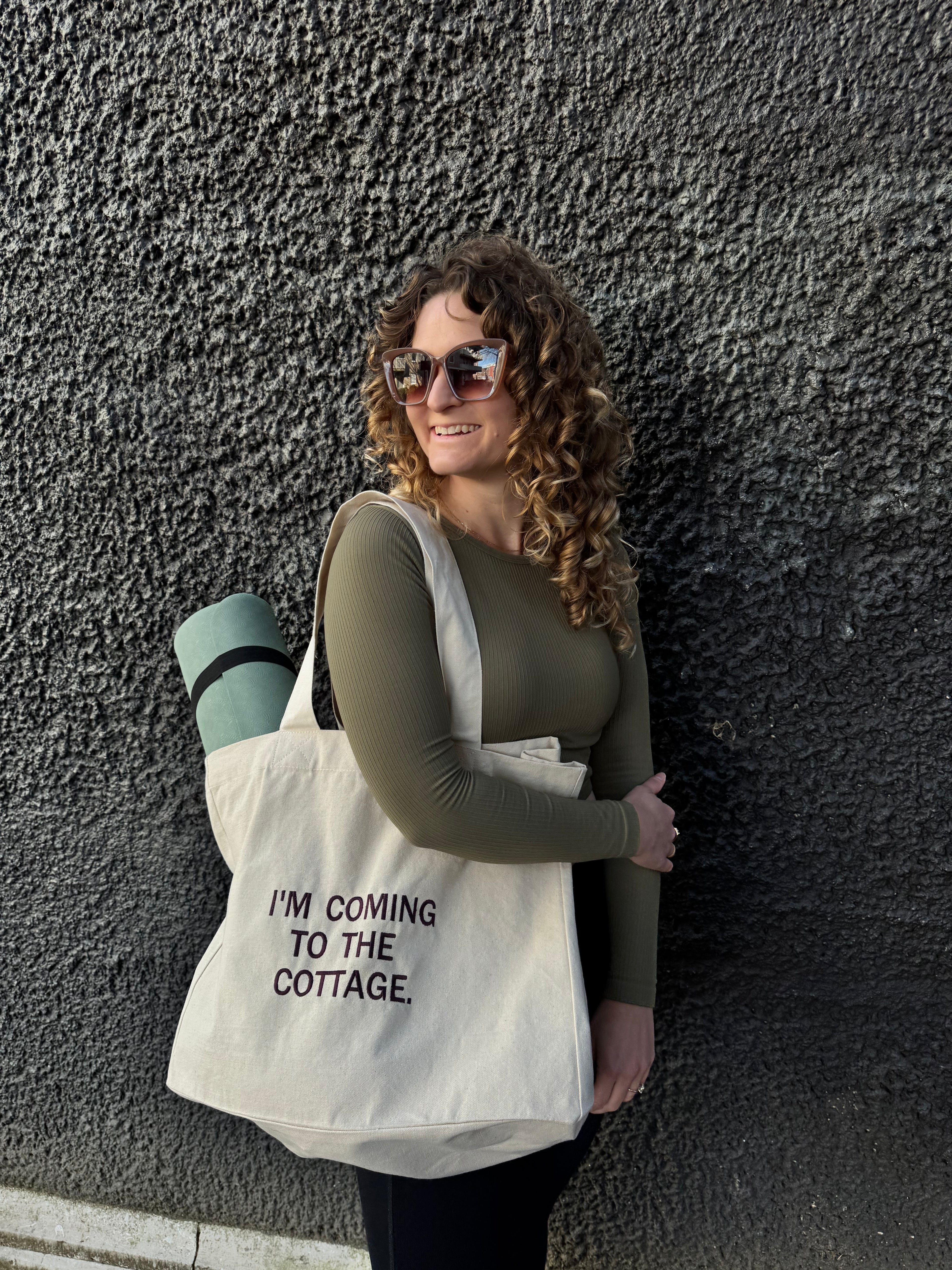 "I'm Coming to the Cottage" Oversized Tote